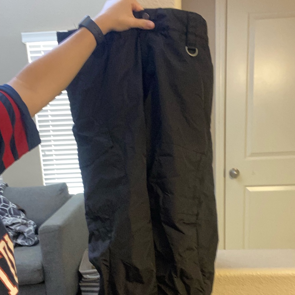 Black medium snowboard pants